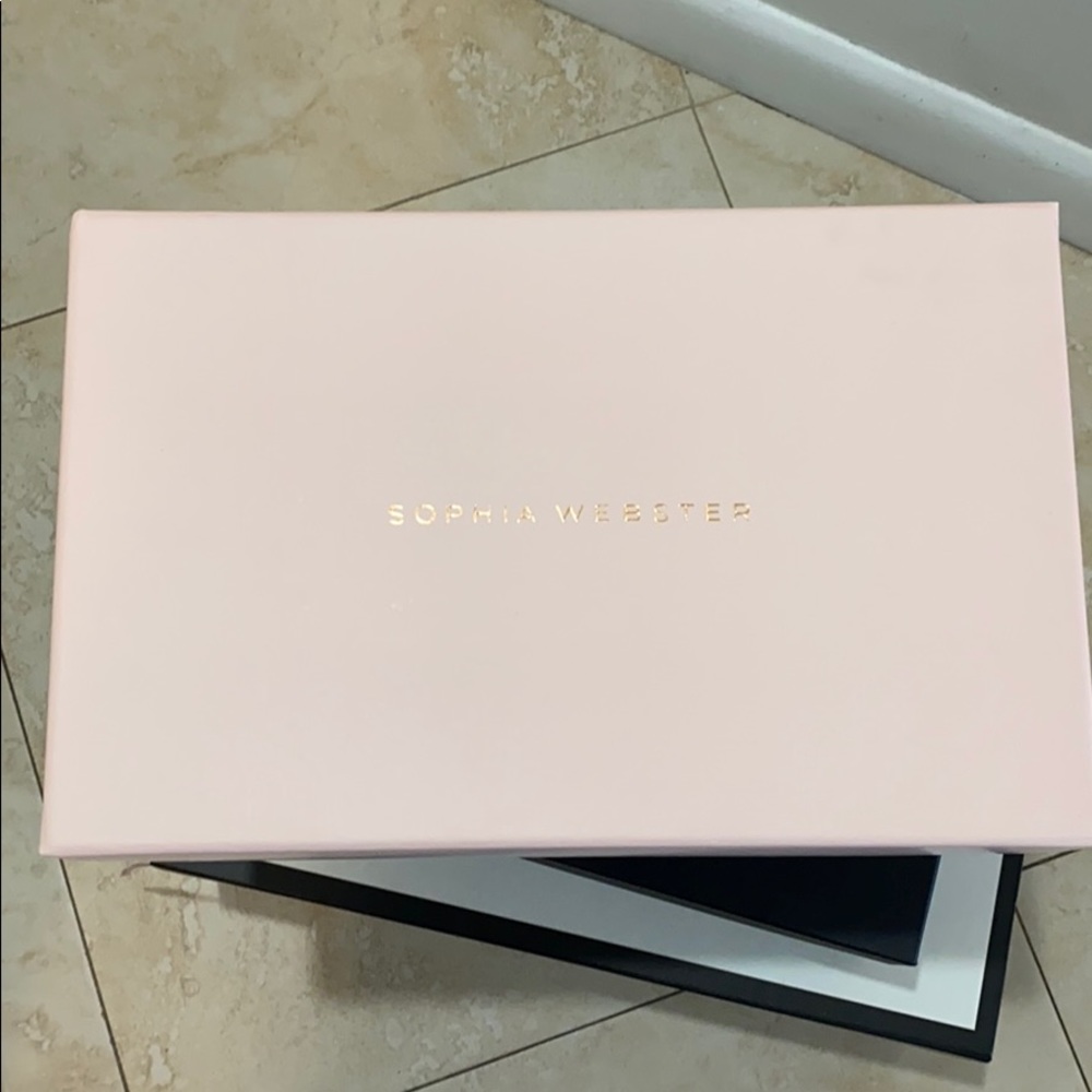 Sophia Webster White Leather Pumps - Picture 10 of 10